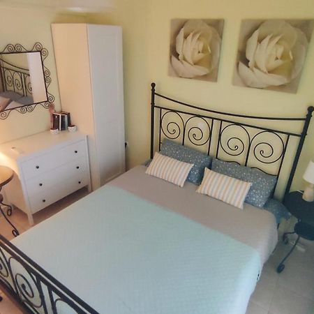 Cosy Apartment By The Sea Metamorfosi  Exterior photo