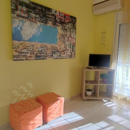 Cosy Apartment By The Sea Metamorfosi  Exterior photo